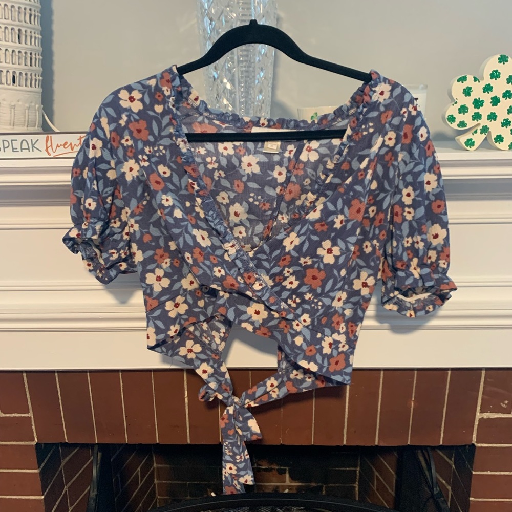 Summer crop top